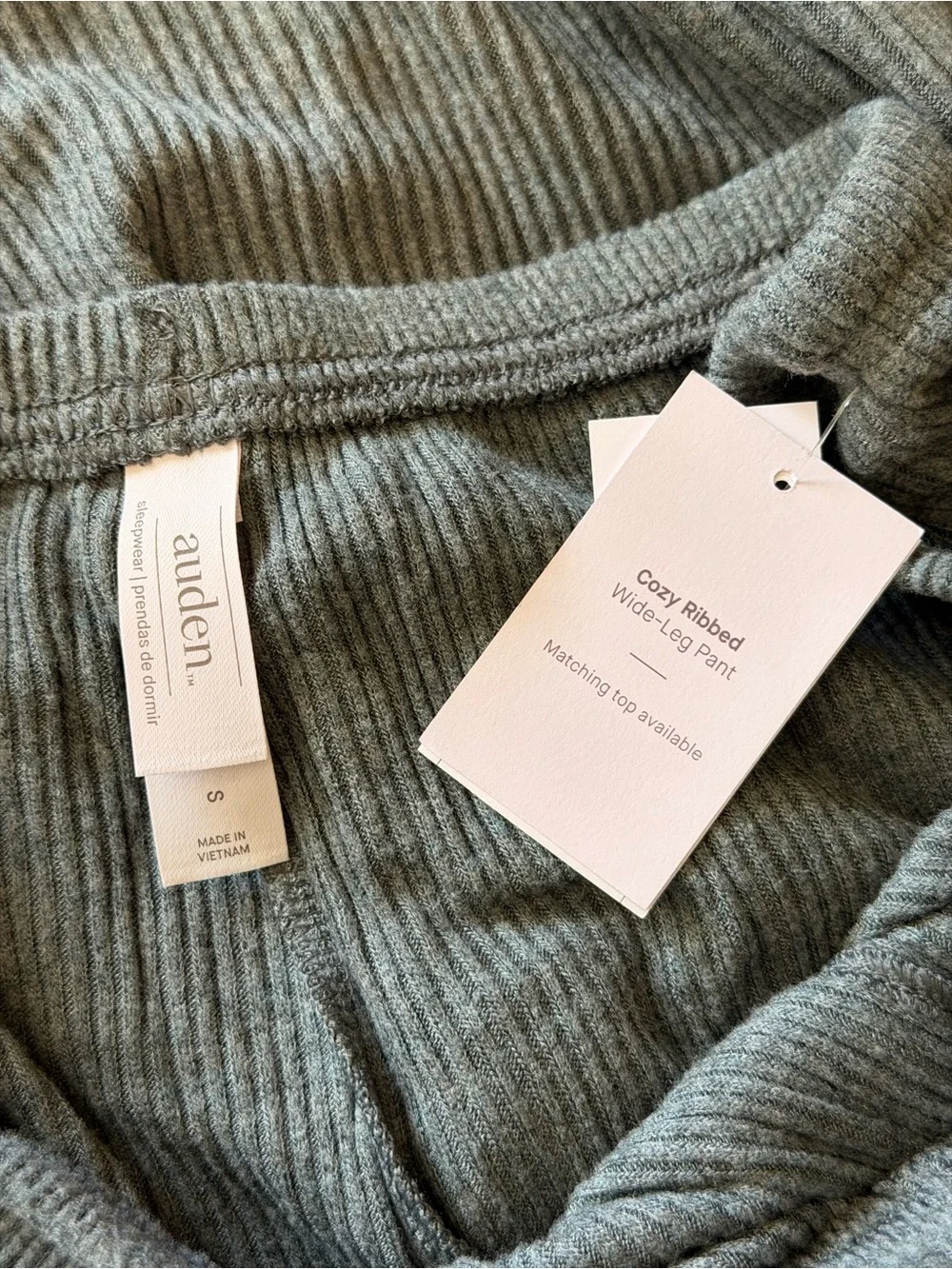 Cozy Ribbed Two-Piece Lounge Set — charcoal Gray